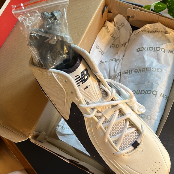 New Balance football cleats - New. White and navy. - Picture 3 of 3